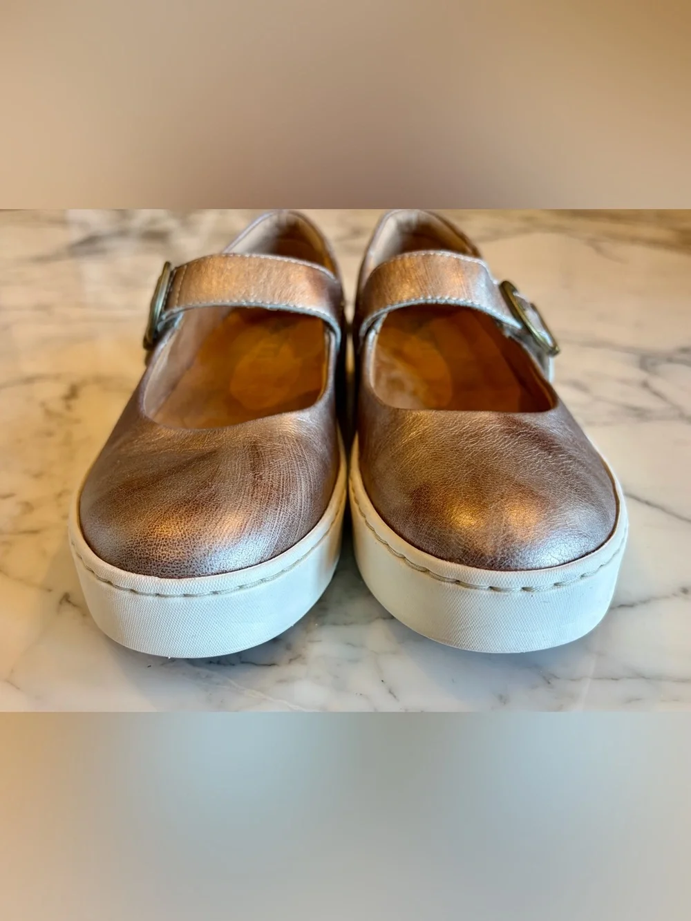 NWOB BORN Mira MJ Leather Mary Jane Platform Shoes 8M Panna Cotta/ Light Gold